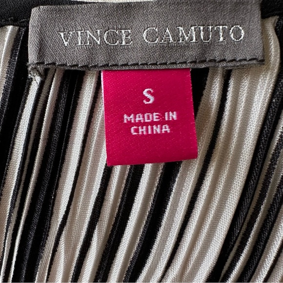 Vince Camuto Striped Top Blouse Size S 🌸 - Picture 5 of 9